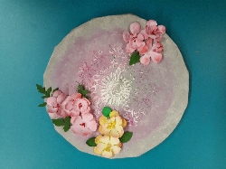 Kvety z foamiranu na plátne so štruktúrovaním